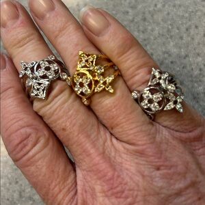 Elegant Floral/LVish rhinestone Ring - Gold or Silver Options